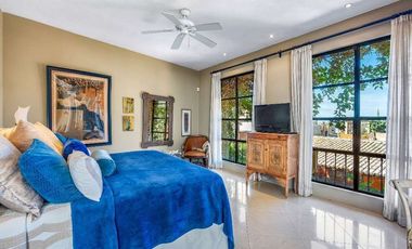 Venta de Casa con Casita en San Miguel: Guadiana – Vida de Lujo