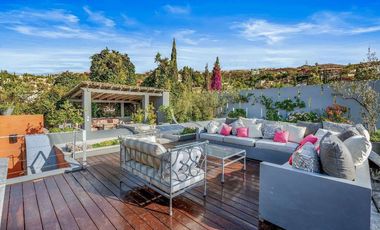 Venta de Casa con Casita en San Miguel: Guadiana – Vida de Lujo
