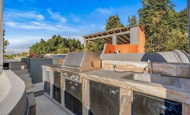 Venta de Casa con Casita en San Miguel: Guadiana – Vida de Lujo