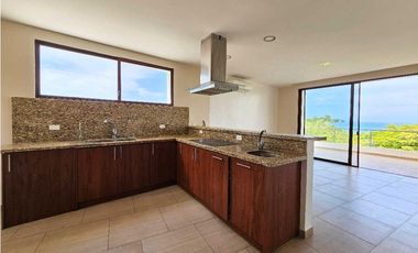 Alquilo casa  en Ciudad del Mar, amplia con 3 habitaciones, Manta