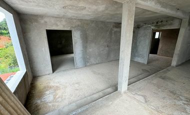 Casa en obra a 2 cuadras de la Presidencia de Ocuilan