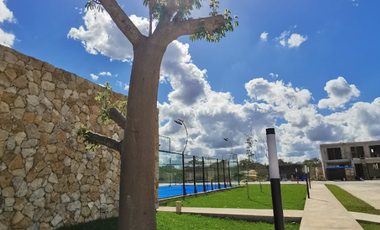 Casa en venta 3 recámaras una en PB  entrega inmediata en Cholull, Mérida