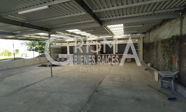 LOCAL COMERCIAL PARA COMIDA EN SANTIAGO DE LA PEÑA