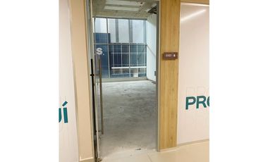 CONSULTORIO / COSTA DEL ESTE / TOWN CENTER / 33M2 / SIN DIVISIONES