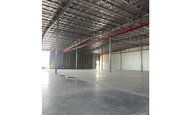ALQUILER BODEGA HASTA 7550M2 NUEVO TOCUMEN KAF