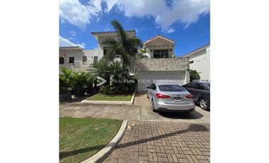 CRESCENT LANE / SANTA MARIA / VENTA