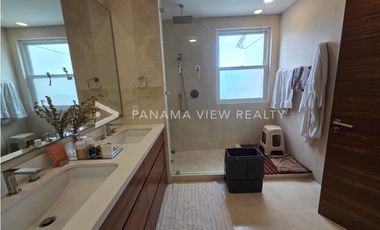 CRESCENT LANE / SANTA MARIA / VENTA