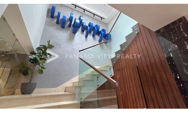 CRESCENT LANE / SANTA MARIA / VENTA