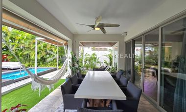 CRESCENT LANE / SANTA MARIA / VENTA
