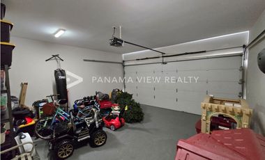 CRESCENT LANE / SANTA MARIA / VENTA