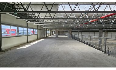 ALQUILER GALERAS TERMINADAS HASTA 12,496M2 M2 SOUTH PARK ZONA UNO