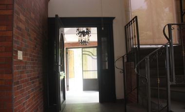 Se Vende Casa Unifamiliar de 2 Niveles en Villa de Las Fuentes