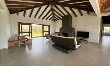 SE VENDE FINCA EN EL CARMEN DE VIBORAL CERCA A SAN ANTONIO Y CARMEN OP