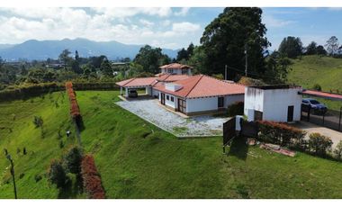 SE VENDE FINCA EN EL CARMEN DE VIBORAL CERCA A SAN ANTONIO Y CARMEN OP