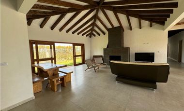 SE VENDE FINCA EN EL CARMEN DE VIBORAL CERCA A SAN ANTONIO Y CARMEN OP
