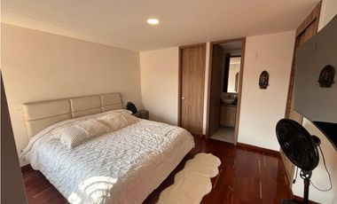 VENTA DE HERMOSO APARTAMENTO PENTHOUSE-DUPLEX LAURELES MEDELLN