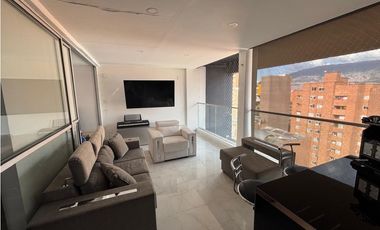 VENTA DE HERMOSO APARTAMENTO PENTHOUSE-DUPLEX LAURELES MEDELLN