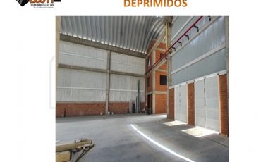 ARRIENDO BODEGA 1.844 M2  TOCANCIP