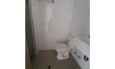 SE VENDE APARTAMENTO EDF. BAHARI