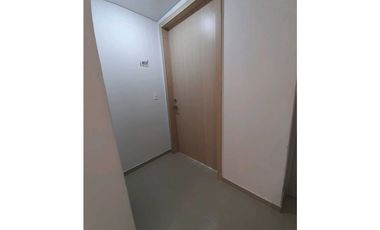 SE VENDE APARTAMENTO EDF. BAHARI