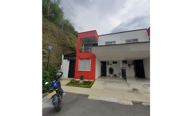 CASA PARA LA VENTA EN CONJUNTO RESIDENCIAL VILLA DE LEYVA-PEREIRA