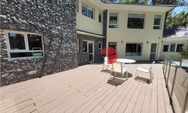 Casa en Venta - Zona Alamos - Vista al Golf - Calidad de Construcción