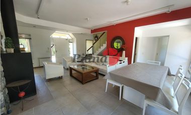 Casa en Venta - Zona Alamos - Vista al Golf - Calidad de Construcción