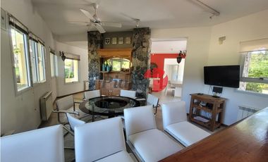 Casa en Venta - Zona Alamos - Vista al Golf - Calidad de Construcción