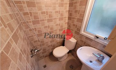 Casa en Venta - Zona Alamos - Vista al Golf - Calidad de Construcción