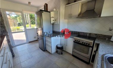 Casa en Venta - Zona Alamos - Vista al Golf - Calidad de Construcción