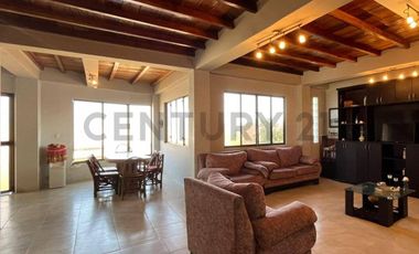 VENTA EXCLUSIVA CASA DE PLAYA AMPLIA Y ELEGANTE