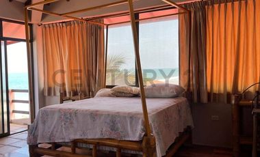 VENTA EXCLUSIVA CASA DE PLAYA AMPLIA Y ELEGANTE