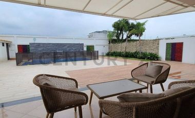 Alquiler Casa de Lujo con Piscina en Urbanización Biblos, Samborondón