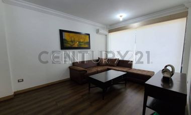 Alquiler Casa de Lujo con Piscina en Urbanización Biblos, Samborondón