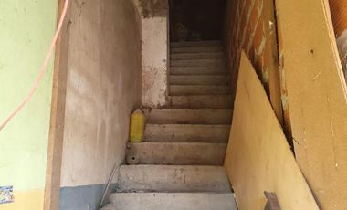 Casa en venta - 1 Dormitorio 1 Baño 1 Local 1 Deposito - 360Mts2 - Lomas de Zamora