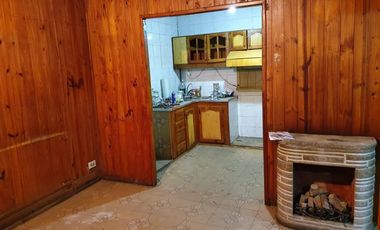 Casa en venta - 1 Dormitorio 1 Baño 1 Local 1 Deposito - 360Mts2 - Lomas de Zamora