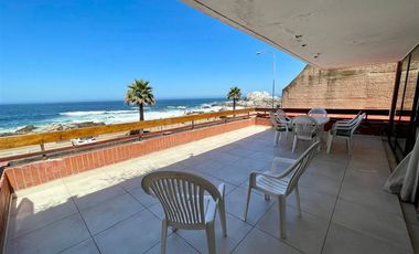 Departamento en Venta en Borgoño / reñaca