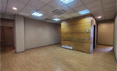 Arriendo Edificio Oficinas, Metro Moneda, Santiago Centro
