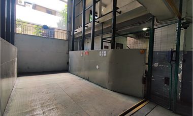 Arriendo Edificio Oficinas, Metro Moneda, Santiago Centro