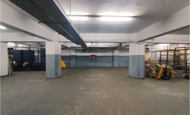 Arriendo Edificio Oficinas, Metro Moneda, Santiago Centro