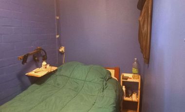 Dos dormitorios un baño