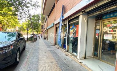 Local Comercial en Venta en Gran vitrina calle | 69 mt2 | Santa Isabel | Alas Propiedades