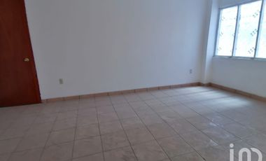 VENTA DE EDIFICIO IDEAL PARA CLINICA O CONSULTORIOS