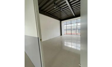 RENTA DE EDIFICIO EN AV LAS TORRES CASI ESQ CON AV TECNOLÓGICO
