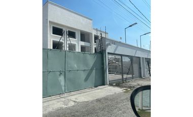 RENTA DE EDIFICIO EN AV LAS TORRES CASI ESQ CON AV TECNOLÓGICO