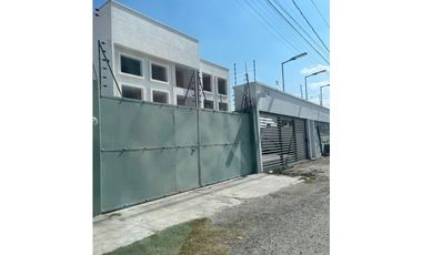 RENTA DE EDIFICIO EN AV LAS TORRES CASI ESQ CON AV TECNOLÓGICO