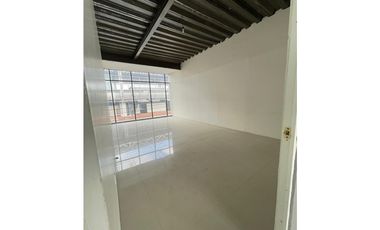 RENTA DE EDIFICIO EN AV LAS TORRES CASI ESQ CON AV TECNOLÓGICO