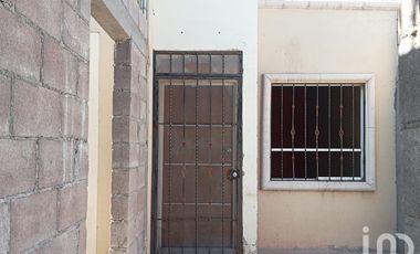 CASA EN VENTA EN FRACC CUMBRES DEL DEPORTE, DELICIAS CHIH