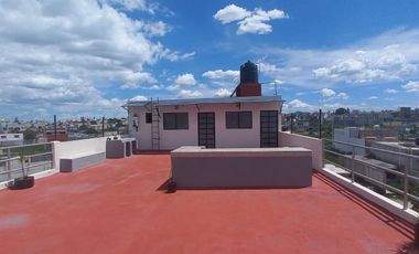 VENTA DE SALON DE USOS MULTIPLES CON DEPARTAMENTO Y ROOFGARDEN EN PUEBLA, PUEBLA