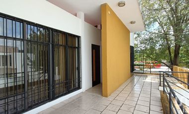 OFICINA EN PLANTA ALTA EN RENTA (Santa Lucia)